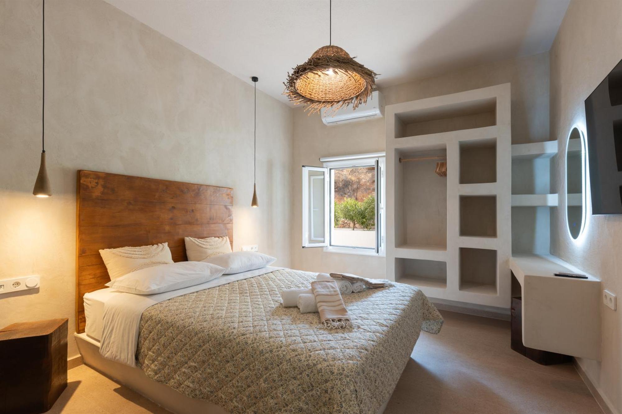 Krios Luxury Suites Krotiri Luaran gambar