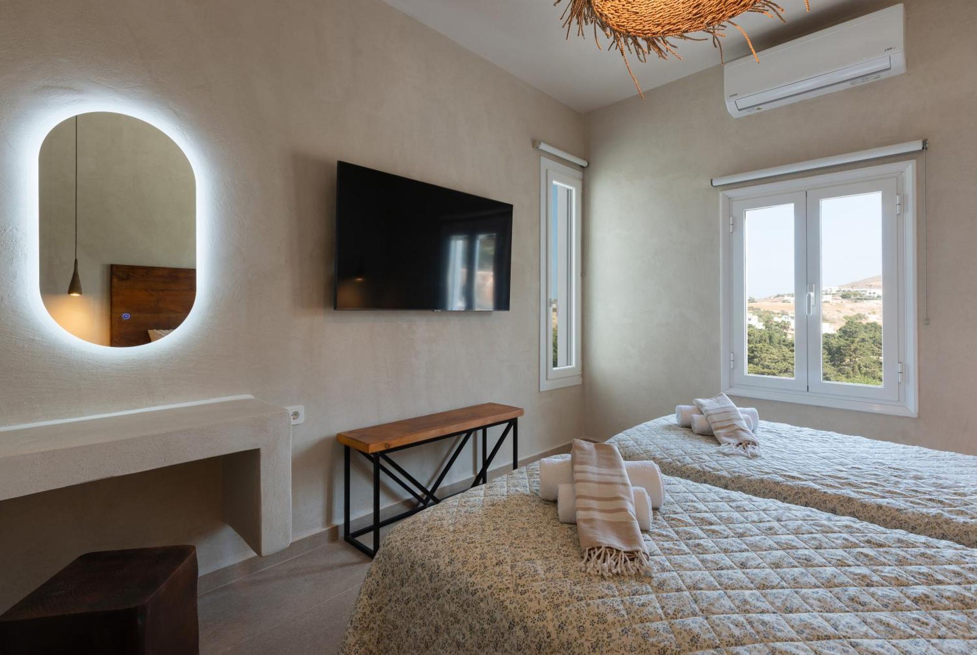 Krios Luxury Suites Krotiri Luaran gambar